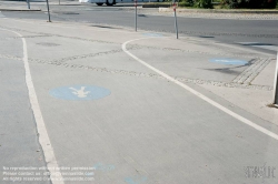 Viennaslide-00800115 Wien, Gaußplatz, unübersichtliche Radwegführung