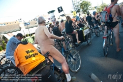 Viennaslide-00800151 Wien, Radfahrprotest 'Critical Mass', Naked Bike Ride