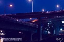 Viennaslide-00821105 Autoverkehr, Autobahn bei Nacht - Traffic, Highway at Night