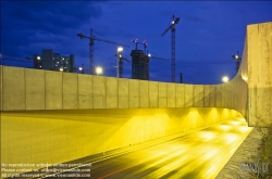 Viennaslide-00821132 Autoverkehr, Autobahn bei Nacht - Traffic, Highway at Night