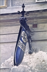 Viennaslide-00830122 Wien, altes Email-Steckschild 'Ford-Dienst'