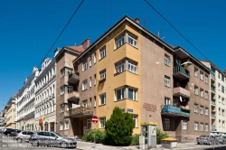 Viennaslide-00420981 Wien, Gemeindebau des 'Roten Wien' - Vienna, Council Tenement Block, 'Red Vienna', Hickelgasse 16; Helmut Wagner-Freynsheim 1929