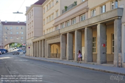 Viennaslide-00421563 Wien, Gemeindebau des 'Roten Wien' - Vienna, Council Tenement Block, 'Red Vienna', Anlage Sandleiten, Emil Hoppe & Otto Schönthal, Franz Matuschek (Bauteil I–IV), ehemaliges Theater