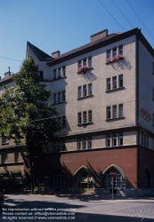 Viennaslide-00421904 Wien, Gemeindebau des 'Roten Wien' - Vienna, Council Tenement Block, 'Red Vienna', Liebknechthof, Böckhgasse 2–4, Karl Alois Krist