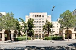 Viennaslide-00422118f Wien, Gemeindebau des 'Roten Wien' - Vienna, Council Tenement Block, 'Red Vienna', Reumann-Hof, Margaretengürtel 100–110, Hubert Gessner 1924-1926, Haupthof