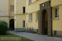 Viennaslide-00422838 Wien, Gemeindebau des 'Roten Wien' - Vienna, Council Tenement Block, 'Red Vienna', Janecek-Hof, Donaueschingenstraße 30 (Engerthstraße 99–109), Wilhelm Peterle 1926