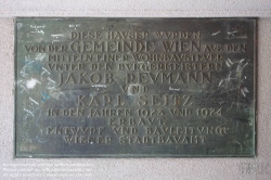 Viennaslide-00422876 Wien, Gemeindebau des 'Roten Wien' - Vienna, Council Tenement Block, 'Red Vienna', Robert Blum-Hof, Engerthstraße 110–118; Erich Franz Leischer, Hubert Gessner (?) 1924