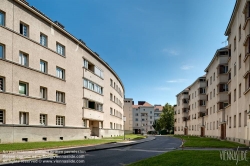 Viennaslide-00423618h Wien, Gemeindebau des 'Roten Wien' - Vienna, Council Tenement Block, 'Red Vienna', Goethehof, Schüttaustraße 1–39, Johann Rothmüller, Victor Mittag, Hugo Mayer, Rudolf Frass, Heinrich Schopper, Karl Hauschka, Alfred Chalusch 1930