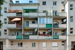 Viennaslide-00423625h Wien, Gemeindebau des 'Roten Wien' - Vienna, Council Tenement Block, 'Red Vienna', Goethehof, Schüttaustraße 1–39, Johann Rothmüller, Victor Mittag, Hugo Mayer, Rudolf Frass, Heinrich Schopper, Karl Hauschka, Alfred Chalusch 1930