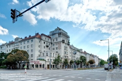 Viennaslide-00423728f Wien, Gemeindebau des 'Roten Wien' - Vienna, Council Tenement Block, 'Red Vienna', Lassalle-Hof, Lassallestraße 40, Hubert Gessner, Fritz Waage, Hans Paar 1926