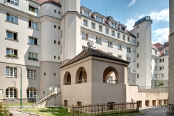 Viennaslide-00424615f Wien, Gemeindebau des 'Roten Wien' - Vienna, Council Tenement Block, 'Red Vienna', Fuchsenfeldhof, Längenfeldgasse 68, Heinrich Schmid und Hermann Aichinger 1925