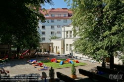 Viennaslide-00425638 Wien, Gemeindebau des 'Roten Wien' - Vienna, Council Tenement Block, 'Red Vienna', Schuhmeier-Hof, Pfenninggeldgasse 6–12, Karl Schmalhofer 1924, Gottlieb Michal 1927