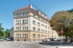 Viennaslide-00426151f Wien, Gemeindebau des 'Roten Wien' - Vienna, Council Tenement Block, 'Red Vienna', Alfons Petzold-Hof, Lorystraße 36–38, Adolf Stöckl 1924