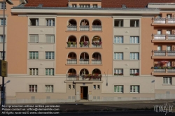 Viennaslide-00427204 Wien, Gemeindebau des 'Roten Wien' - Vienna, Council Tenement Block, 'Red Vienna', Viktor Adler-Hof, Triester Straße 57–65; Engelbert Mang 1924