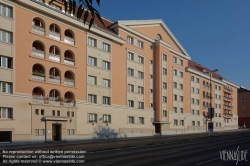 Viennaslide-00427206 Wien, Gemeindebau des 'Roten Wien' - Vienna, Council Tenement Block, 'Red Vienna', Viktor Adler-Hof, Triester Straße 57–65; Engelbert Mang 1924