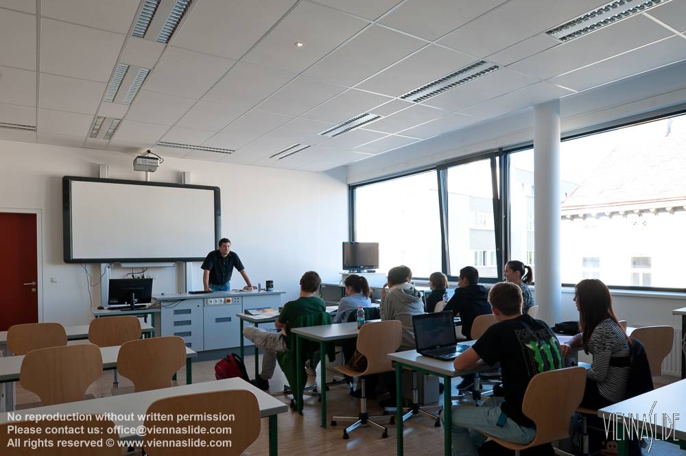 Viennaslide 01202760 jpg