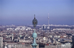 Viennaslide-01000105 Wien, Stadtpanorama, Blick über die Innenstadt mit Stephansdom - Vienna, Panorama, Historic Center, St. Stephens Cathedral