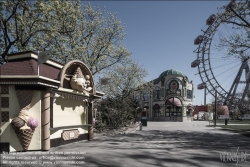 Viennaslide-01030724 Wien, wegen COVID-19 stillgelegter, menschenleerer Wurstelprater // Vienna, deserted Prater because of COVID-19