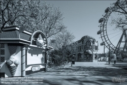 Viennaslide-01030866 Wien, wegen COVID-19 stillgelegter, menschenleerer Wurstelprater // Vienna, deserted Prater because of COVID-19