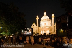 Viennaslide-01081172 Wien, Karlsplatz, Kino unter Sternen - Vienna, Summer Cinema in Front of St.Charles Church