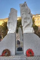 Viennaslide-01090119h Wien, Alfred Hrdlicka, Mahnmal gegen Krieg und Faschismus, Albertinaplatz - 
Vienna, Alfred Hrdlicka, Monument against War and Fascism, Albertinaplatz