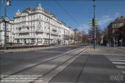 Viennaslide-01110108 Wien, Ausgangsbeschränkung gegen die Ausbreitung des Coronavirus, Verkehrsfreie Ringstraße - Vienna, curfew because of Corona Virus, Car Free Ringstrasse