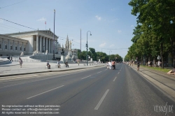 Viennaslide-01110197 Wien, Ringstraße ohne Verkehr, Parlament - Vienna, Ringstrasse, Parliament Building