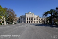 Viennaslide-01115044 Wien, wegen COVID-19 menschenleerer Rathausplatz und Burgtheater // Vienna, deserted Rathausplatz and Burgtheater due to COVID-19