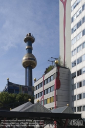 Viennaslide-01123112 Wien, Müllverbrennungsanlage Spittelau, Dekoration von Friedenstreich Hundertwasser  - Vienna, Powar Plant Spittelau decorated by Friedensreich Hundertwasser