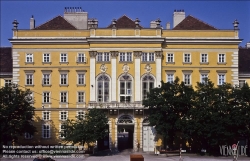 Viennaslide-01259151 Wien, Messepalast (heute Museumsquartier) vor dem Umbau, 1991, Fischer von Erlach-Trakt