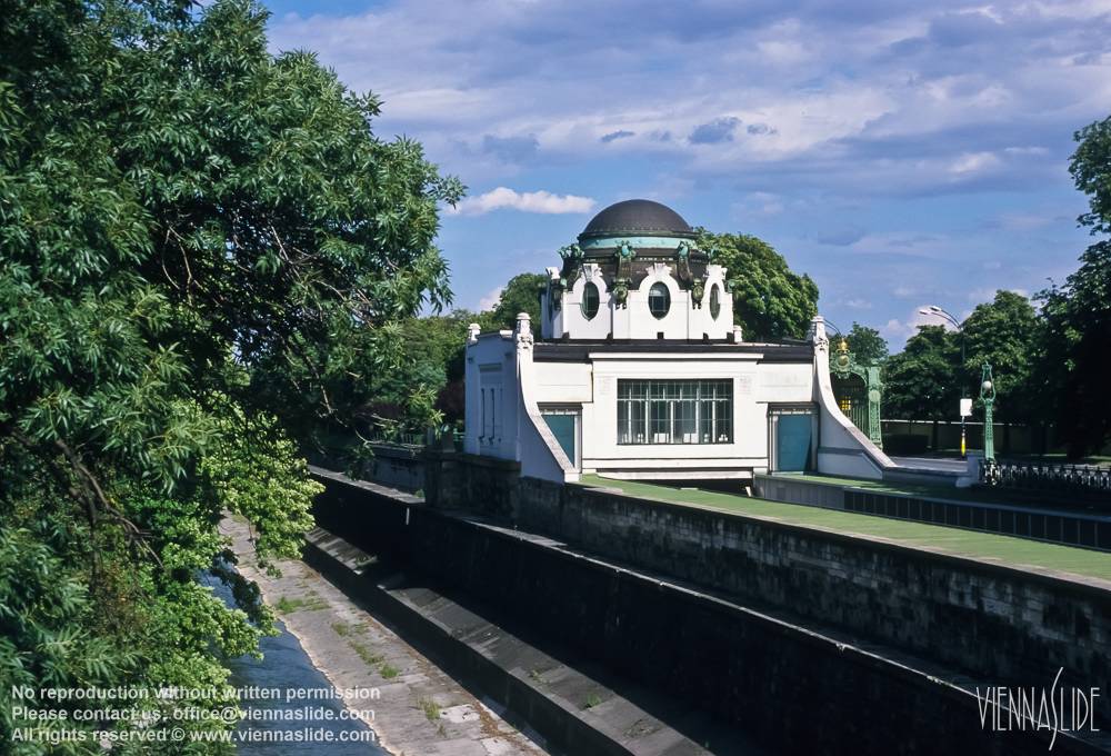 Viennaslide 03677013 jpg