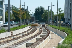 Viennaslide-02259106 Straßenbahnneubau, Konstruktion Rasengleis mit tiefliegender Vegetationsebene