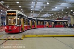 Viennaslide-03540104 Wien, Präsentation der neuen Straßenbahn Bombardier Flexity - Vienna, Bombardier Flexity Tramway Presentation