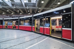 Viennaslide-03540115 Wien, Präsentation der neuen Straßenbahn Bombardier Flexity - Vienna, Bombardier Flexity Tramway Presentation