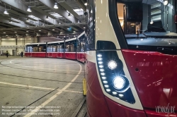 Viennaslide-03540120 Wien, Präsentation der neuen Straßenbahn Bombardier Flexity - Vienna, Bombardier Flexity Tramway Presentation