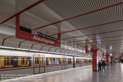 Viennaslide-03610368 Wien, U-Bahn-Linie U1, Station Alaudagasse