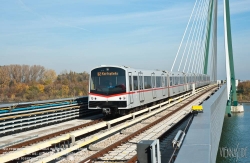 Viennaslide-03620186 Wien, U-Bahn-Linie U2, Donaustadtbrücke