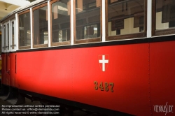 Viennaslide-03726407 Das Wiener Straßenbahnmuseum ist ein dem öffentlichen Verkehr gewidmetes Museum in Wien und das größte Straßenbahnmuseum der Welt. Der Schwerpunkt der Sammlung liegt in einer möglichst kompletten Dokumentation originaler historischer Straßenbahnfahrzeuge und Autobusse. Das Museum zählt zu den umfangreichsten Originalsammlungen weltweit.