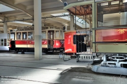 Viennaslide-03726422h Das Wiener Straßenbahnmuseum ist ein dem öffentlichen Verkehr gewidmetes Museum in Wien und das größte Straßenbahnmuseum der Welt. Der Schwerpunkt der Sammlung liegt in einer möglichst kompletten Dokumentation originaler historischer Straßenbahnfahrzeuge und Autobusse. Das Museum zählt zu den umfangreichsten Originalsammlungen weltweit.