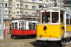 Viennaslide-03726436 Das Wiener Straßenbahnmuseum ist ein dem öffentlichen Verkehr gewidmetes Museum in Wien und das größte Straßenbahnmuseum der Welt. Der Schwerpunkt der Sammlung liegt in einer möglichst kompletten Dokumentation originaler historischer Straßenbahnfahrzeuge und Autobusse. Das Museum zählt zu den umfangreichsten Originalsammlungen weltweit.