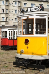Viennaslide-03726450 Das Wiener Straßenbahnmuseum ist ein dem öffentlichen Verkehr gewidmetes Museum in Wien und das größte Straßenbahnmuseum der Welt. Der Schwerpunkt der Sammlung liegt in einer möglichst kompletten Dokumentation originaler historischer Straßenbahnfahrzeuge und Autobusse. Das Museum zählt zu den umfangreichsten Originalsammlungen weltweit.