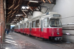 Viennaslide-03726460 Das Wiener Straßenbahnmuseum ist ein dem öffentlichen Verkehr gewidmetes Museum in Wien und das größte Straßenbahnmuseum der Welt. Der Schwerpunkt der Sammlung liegt in einer möglichst kompletten Dokumentation originaler historischer Straßenbahnfahrzeuge und Autobusse. Das Museum zählt zu den umfangreichsten Originalsammlungen weltweit.