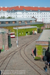 Viennaslide-03726462 Das Wiener Straßenbahnmuseum ist ein dem öffentlichen Verkehr gewidmetes Museum in Wien und das größte Straßenbahnmuseum der Welt. Der Schwerpunkt der Sammlung liegt in einer möglichst kompletten Dokumentation originaler historischer Straßenbahnfahrzeuge und Autobusse. Das Museum zählt zu den umfangreichsten Originalsammlungen weltweit.