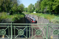 Viennaslide-03822108 Erstmals eröffnet 1898 als Teil der Stadtbahn von Otto Wagner, 1932 Einstellung des Personenverkehrs, nach langem Dornröschenschlaf am 31.5.1987 nach vorbildlicher Renovierung wiedereröffnet