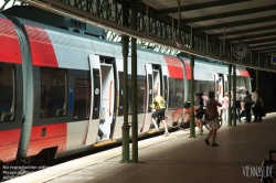 Viennaslide-03822117 Erstmals eröffnet 1898 als Teil der Stadtbahn von Otto Wagner, 1932 Einstellung des Personenverkehrs, nach langem Dornröschenschlaf am 31.5.1987 nach vorbildlicher Renovierung wiedereröffnet