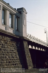 Viennaslide-03825052 Erstmals eröffnet 1898 als Teil der Stadtbahn von Otto Wagner, 1932 Einstellung des Personenverkehrs, nach langem Dornröschenschlaf am 31.5.1987 nach vorbildlicher Renovierung wiedereröffnet