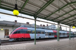 Viennaslide-03826110h Erstmals eröffnet 1898 als Teil der Stadtbahn von Otto Wagner, 1932 Einstellung des Personenverkehrs, nach langem Dornröschenschlaf am 31.5.1987 nach vorbildlicher Renovierung wiedereröffnet