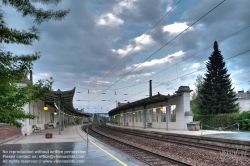 Viennaslide-03826111h Erstmals eröffnet 1898 als Teil der Stadtbahn von Otto Wagner, 1932 Einstellung des Personenverkehrs, nach langem Dornröschenschlaf am 31.5.1987 nach vorbildlicher Renovierung wiedereröffnet