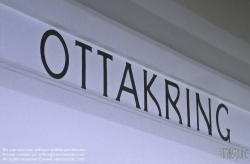 Viennaslide-03827031 Erstmals eröffnet 1898 als Teil der Stadtbahn von Otto Wagner, 1932 Einstellung des Personenverkehrs, nach langem Dornröschenschlaf am 31.5.1987 nach vorbildlicher Renovierung wiedereröffnet