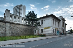 Viennaslide-03827108h Erstmals eröffnet 1898 als Teil der Stadtbahn von Otto Wagner, 1932 Einstellung des Personenverkehrs, nach langem Dornröschenschlaf am 31.5.1987 nach vorbildlicher Renovierung wiedereröffnet